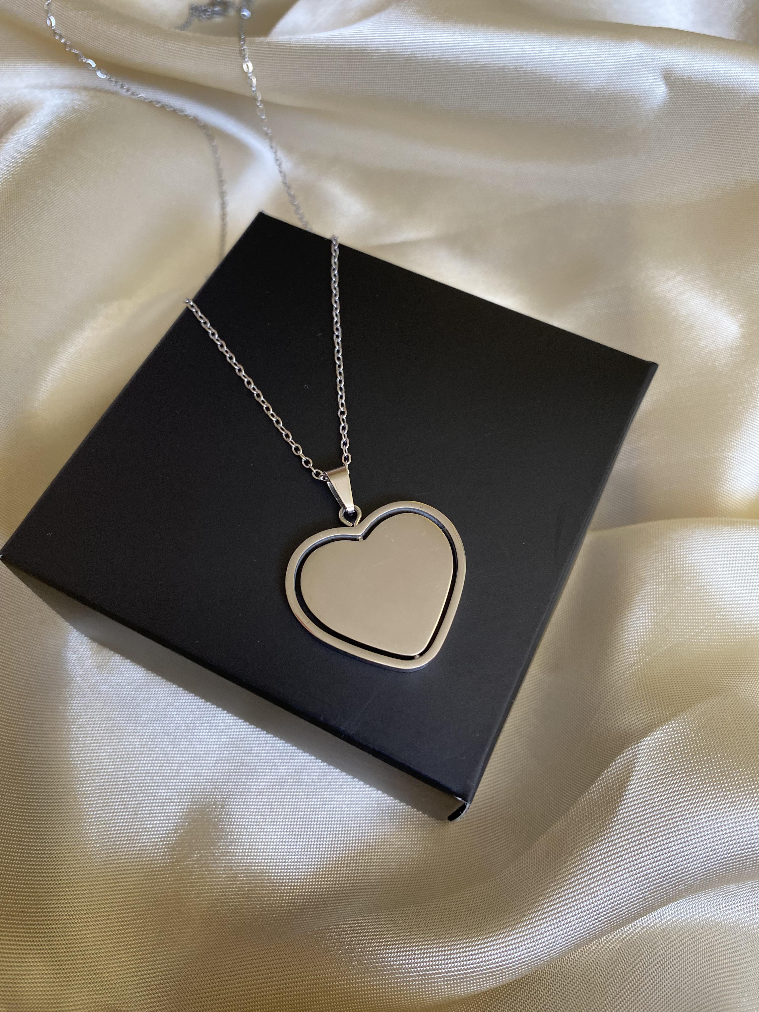 Gümüş renk Çelik kolye