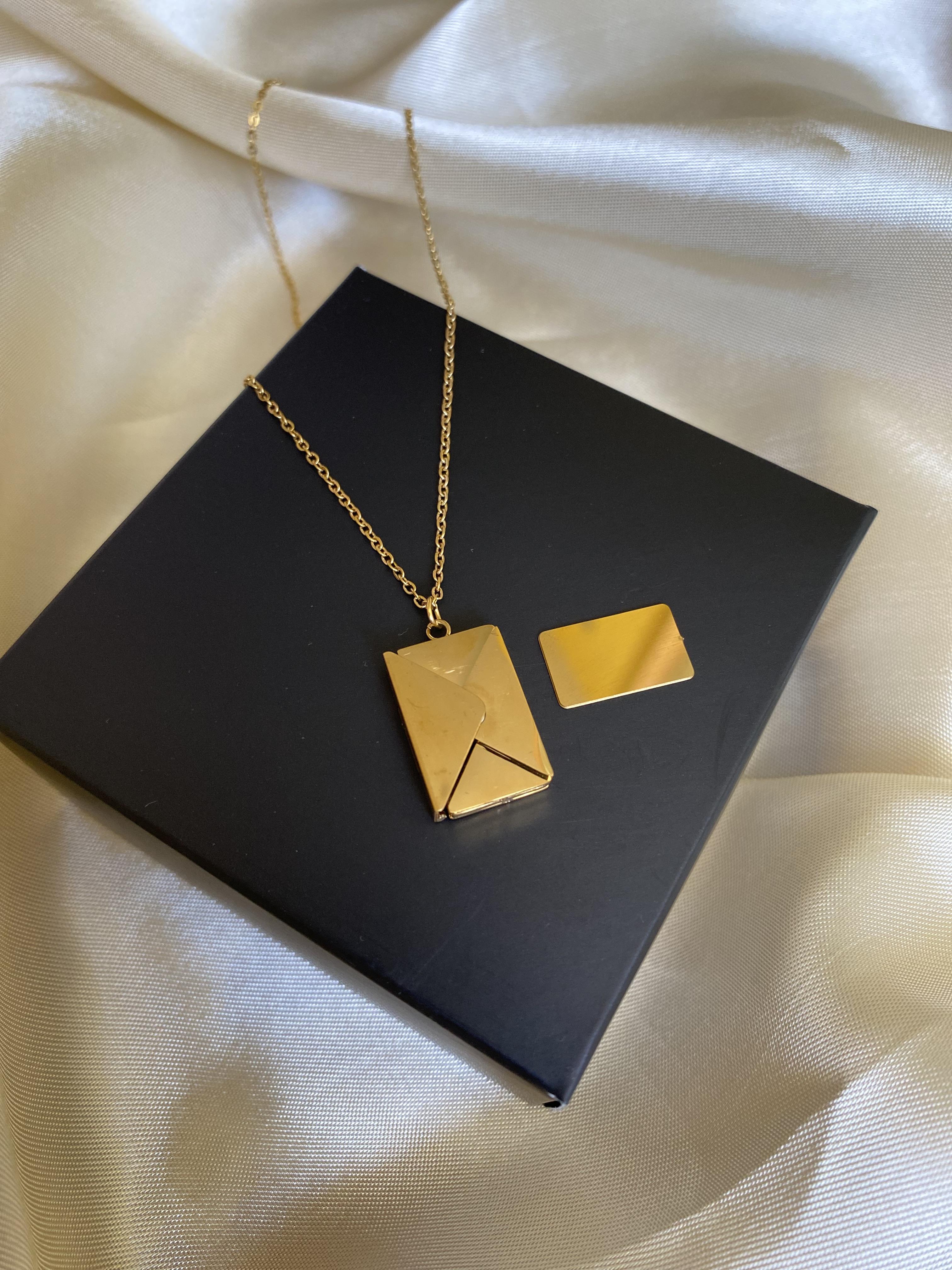 Gold mektup çelik kolye