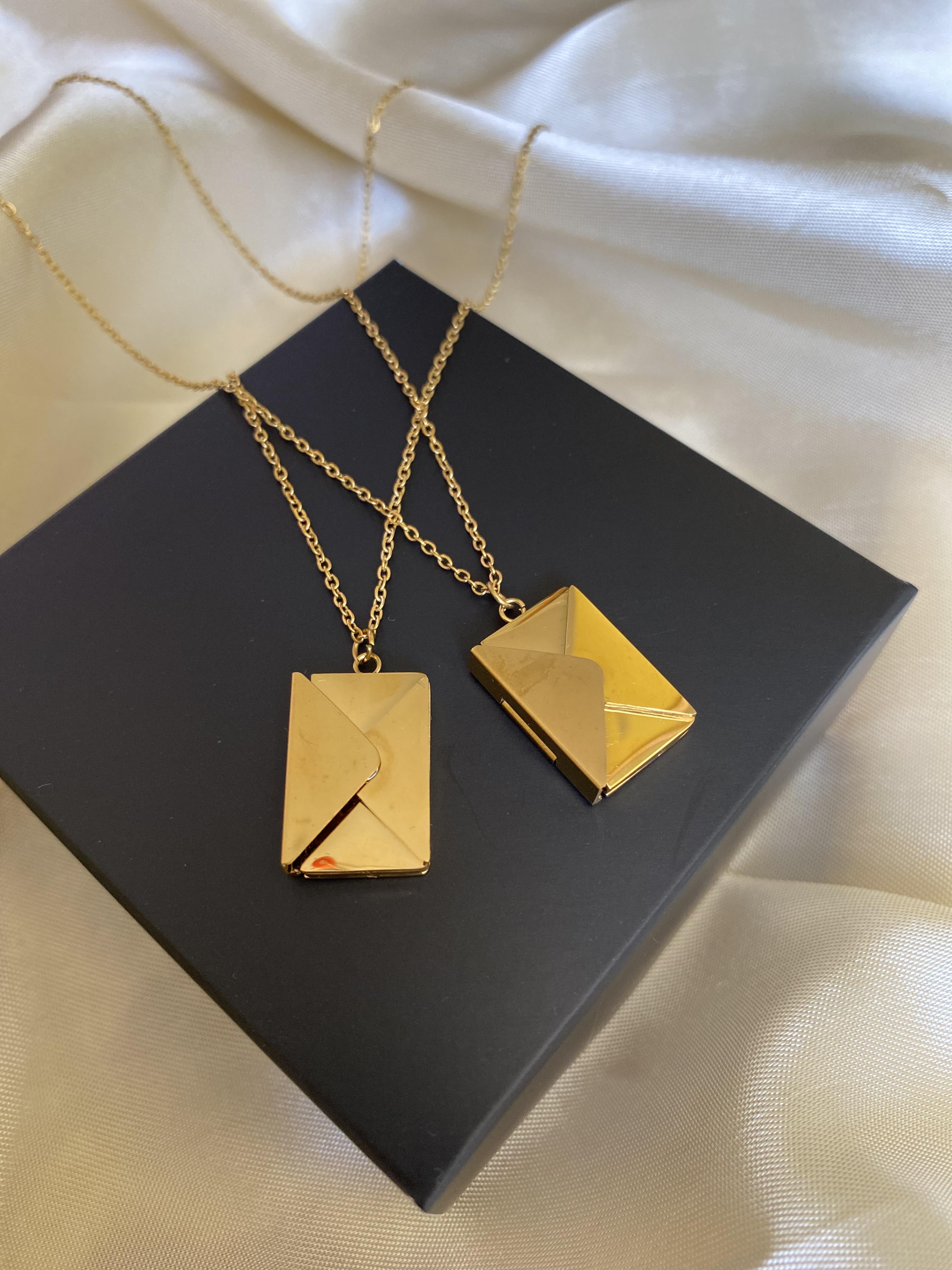 Çift mektup çelik kolye