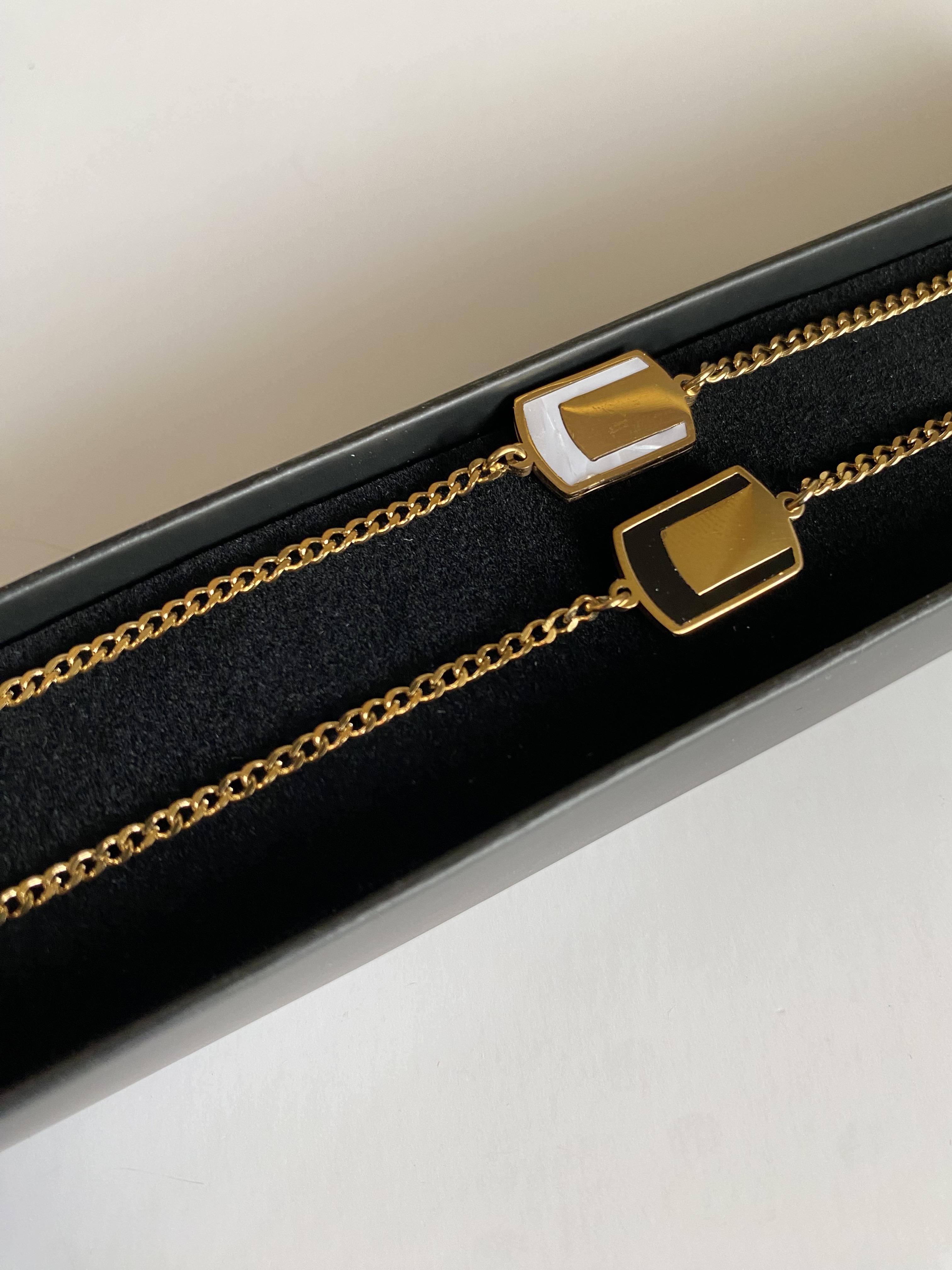 Çift çelik bileklik